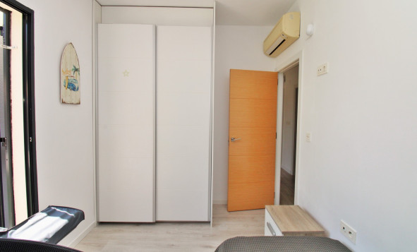 Herverkoop - 3. Halfvrijstaand huis - La Zenia - Costa Blanca Zuid