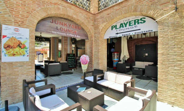 Herverkoop - Commercieel vastgoed - Villamartin - Costa Blanca Zuid