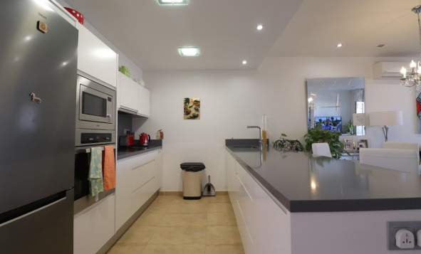 Herverkoop - 2. Town house / tussenwoning - Benijofar - Costa Blanca Zuid