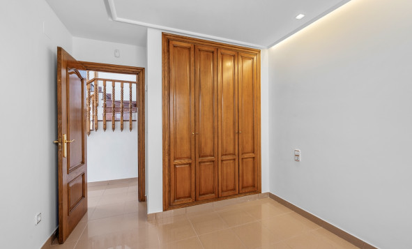 Herverkoop - 3. Halfvrijstaand huis - Torrevieja - Costa Blanca Zuid