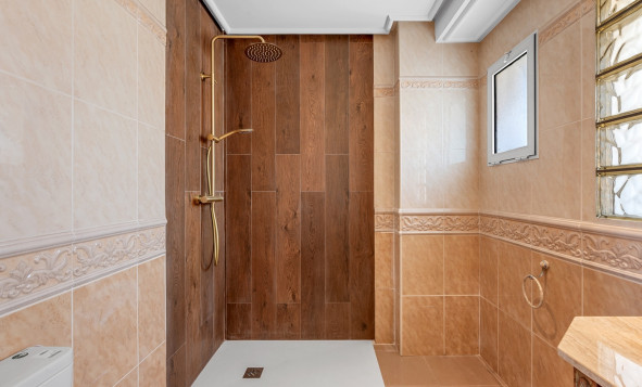 Herverkoop - 3. Halfvrijstaand huis - Torrevieja - Costa Blanca Zuid