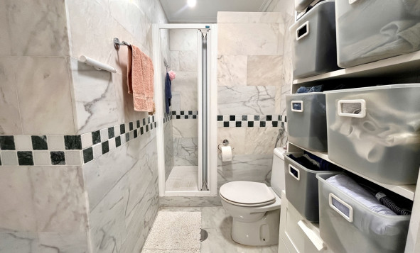 Herverkoop - 1. Appartement / flat - Villamartin - Costa Blanca Zuid