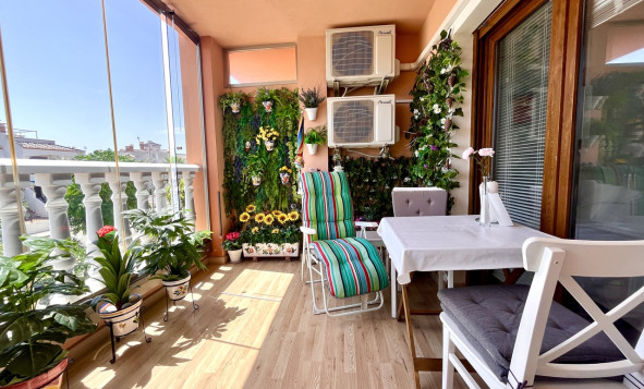 Herverkoop - 1. Appartement / flat - Villamartin - Costa Blanca Zuid