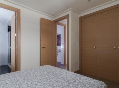 Appartement · Herverkoop - Los Arenales del Sol · Costa Blanca South · Spanje