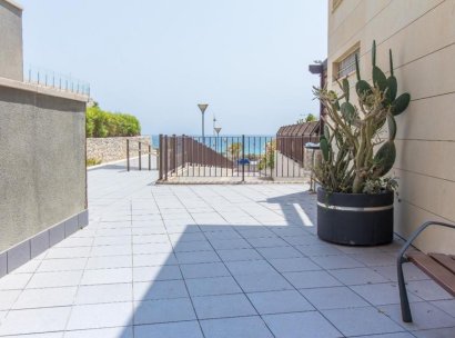 Appartement · Herverkoop - Los Arenales del Sol · Costa Blanca South · Spanje