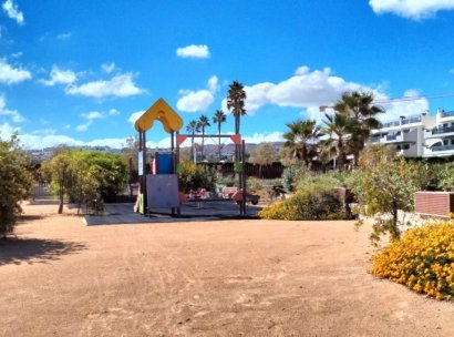 Appartement · Herverkoop - Los Arenales del Sol · Costa Blanca South · Spanje