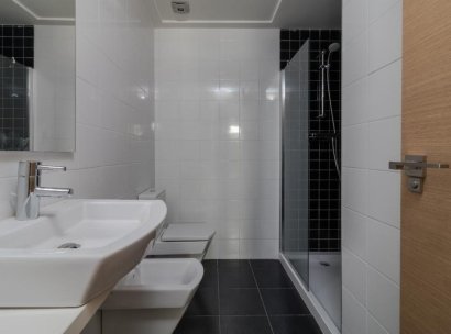 Appartement · Herverkoop - Los Arenales del Sol · Costa Blanca South · Spanje