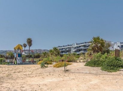 Appartement · Herverkoop - Los Arenales del Sol · Costa Blanca South · Spanje