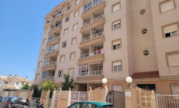 Herverkoop - 1. Appartement / flat - Torrevieja - Costa Blanca Zuid