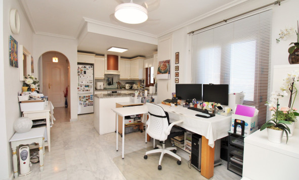 Herverkoop - 1. Appartement / flat - Villamartin - Costa Blanca Zuid