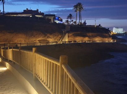 Appartement · Herverkoop - Cabo Roig · Alicante · Spanje