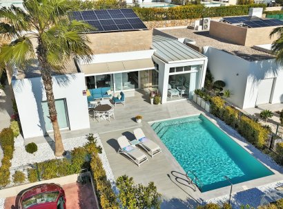 Villa · Herverkoop - Algorfa · La Finca Golf Resort · Alicante · Spanje