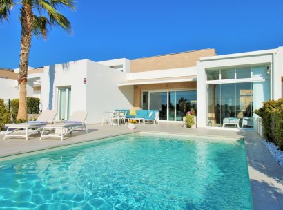Villa · Herverkoop - Algorfa · La Finca Golf Resort · Alicante · Spanje