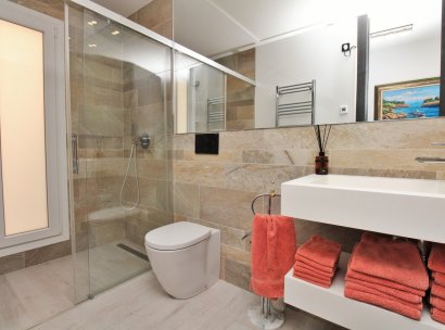 Villa · Herverkoop - Algorfa · La Finca Golf Resort · Alicante · Spanje