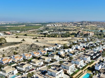 Villa · Herverkoop - Algorfa · La Finca Golf Resort · Alicante · Spanje