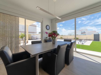 Vrijstaande villa · Herverkoop - Torreta Florida · Alicante · Spanje