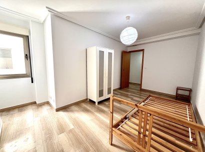 Appartement · Herverkoop - Santa Pola · Alicante · Spanje