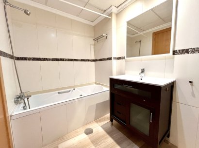 Appartement · Herverkoop - Santa Pola · Alicante · Spanje