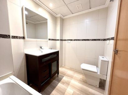 Appartement · Herverkoop - Santa Pola · Alicante · Spanje