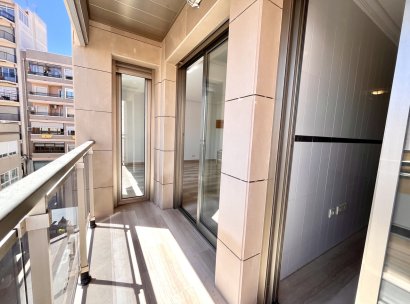 Appartement · Herverkoop - Santa Pola · Alicante · Spanje