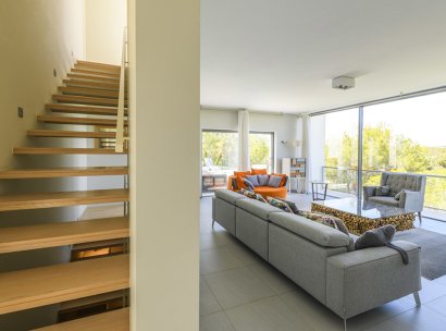 Villa · Herverkoop - Las Colinas Golf Resort · Alicante · Spanje