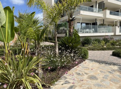 Appartement · Herverkoop - Las Colinas Golf Resort · Alicante · Spanje