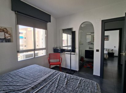 Appartement · Herverkoop - Torrevieja · Acequion · Alicante · Spanje