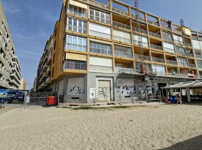 Appartement · Herverkoop - Torrevieja · Acequion · Alicante · Spanje