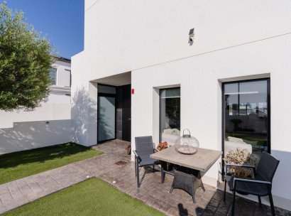 Villa · Herverkoop - La Marina · Alicante · Spanje