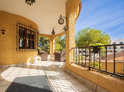 Villa · Wiederverkauf - Villamartin · Res. Las Filipinas · Alicante · Spanien