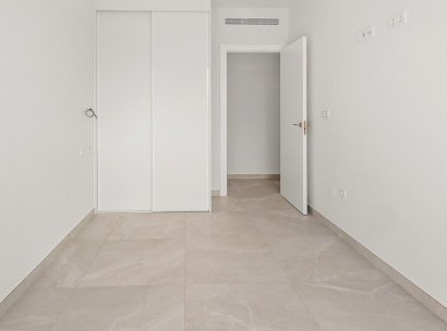 Appartement · Herverkoop - Torrevieja · Playa del Cura · Alicante · Spanje