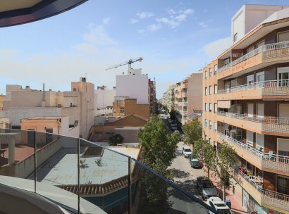 Appartement · Herverkoop - Torrevieja · Playa del Cura · Alicante · Spanje