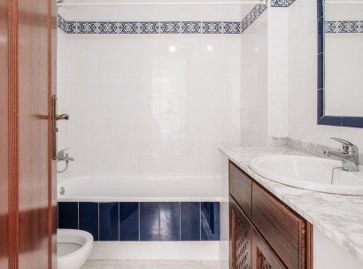 Appartement · Herverkoop - Torrevieja · Playa de los Locos · Alicante · Spanje