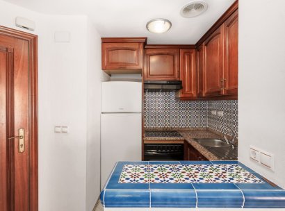 Appartement · Herverkoop - Torrevieja · Playa de los Locos · Alicante · Spanje
