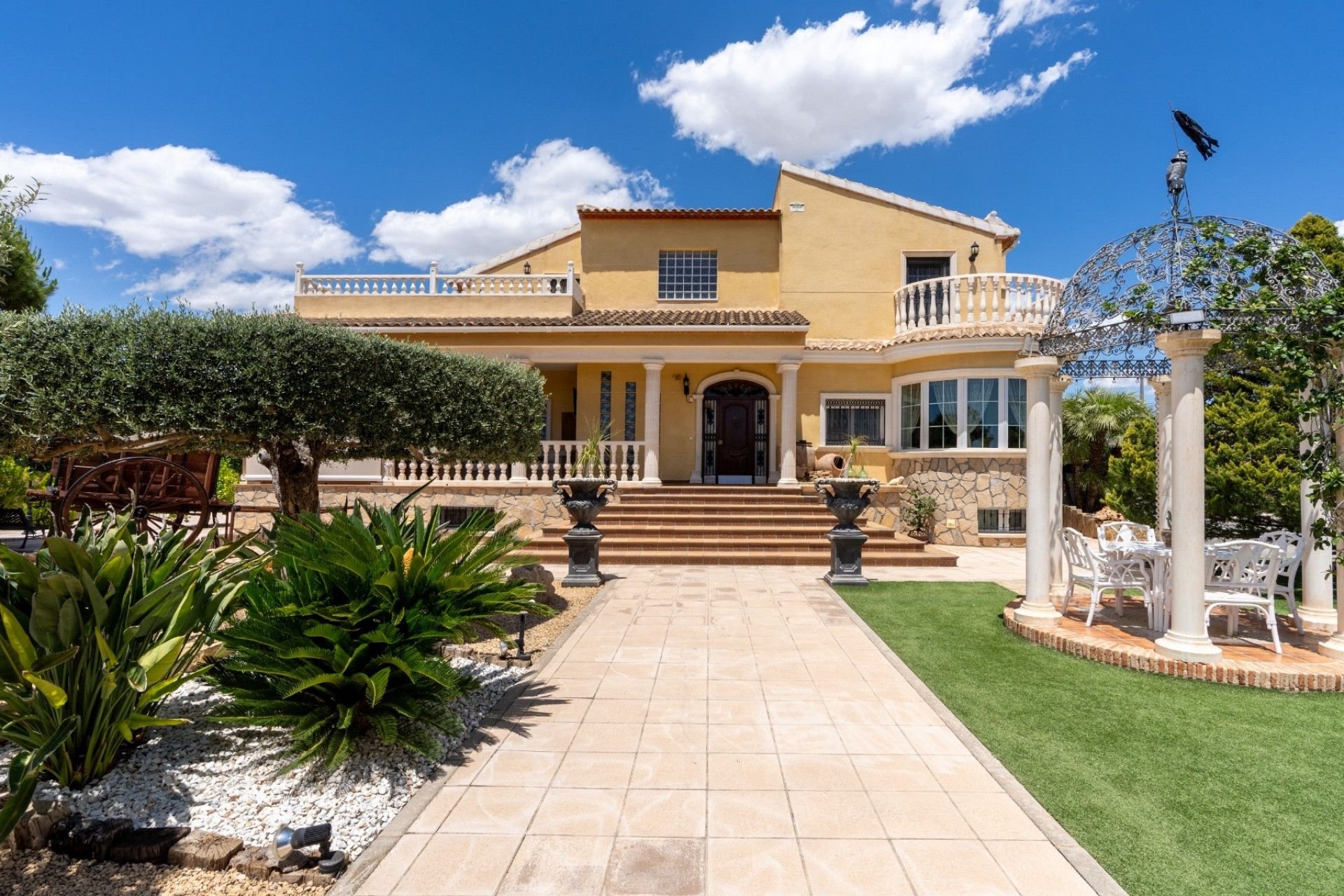 Resale - Villa - San Vicente del Raspeig
