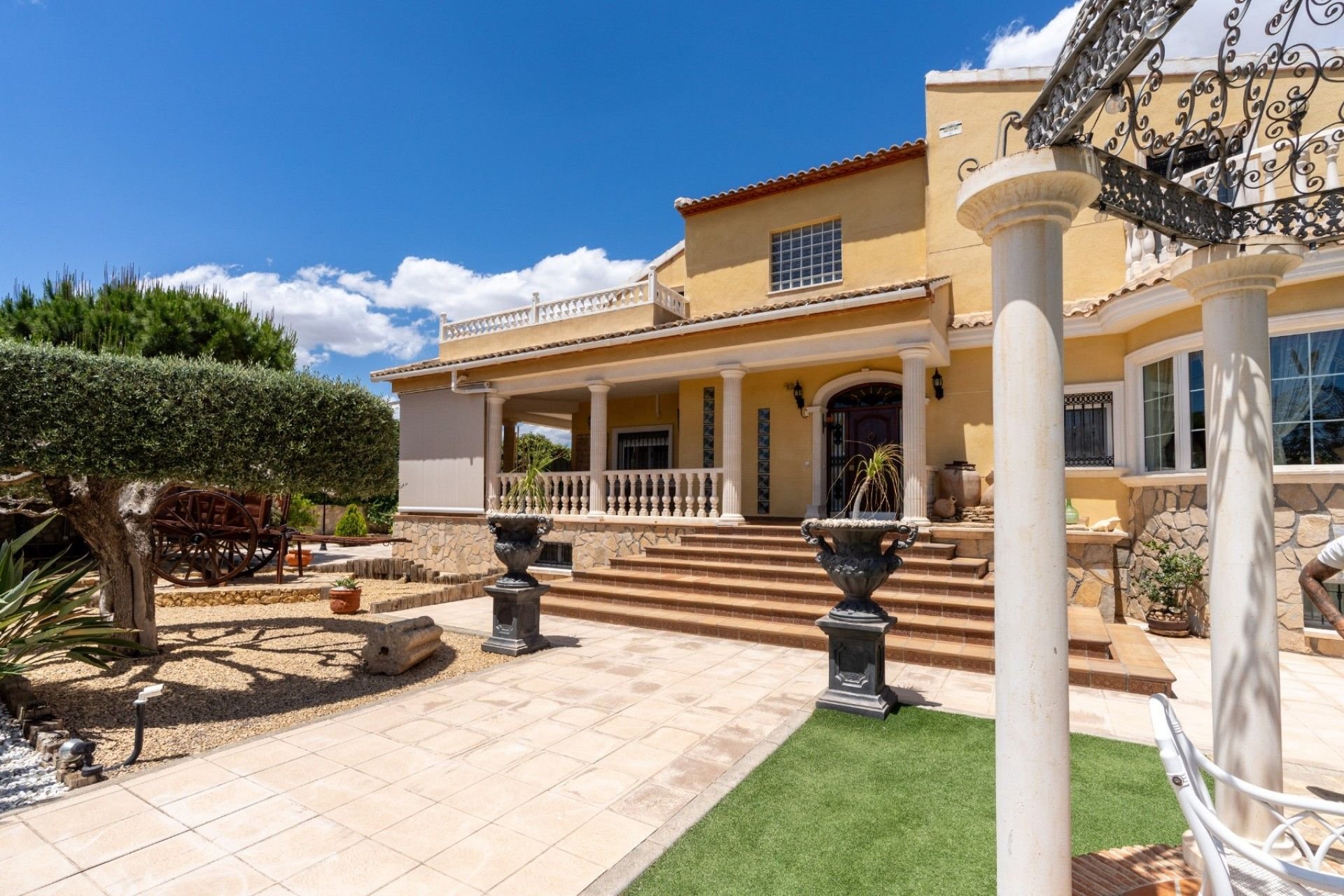 Resale - Villa - San Vicente del Raspeig