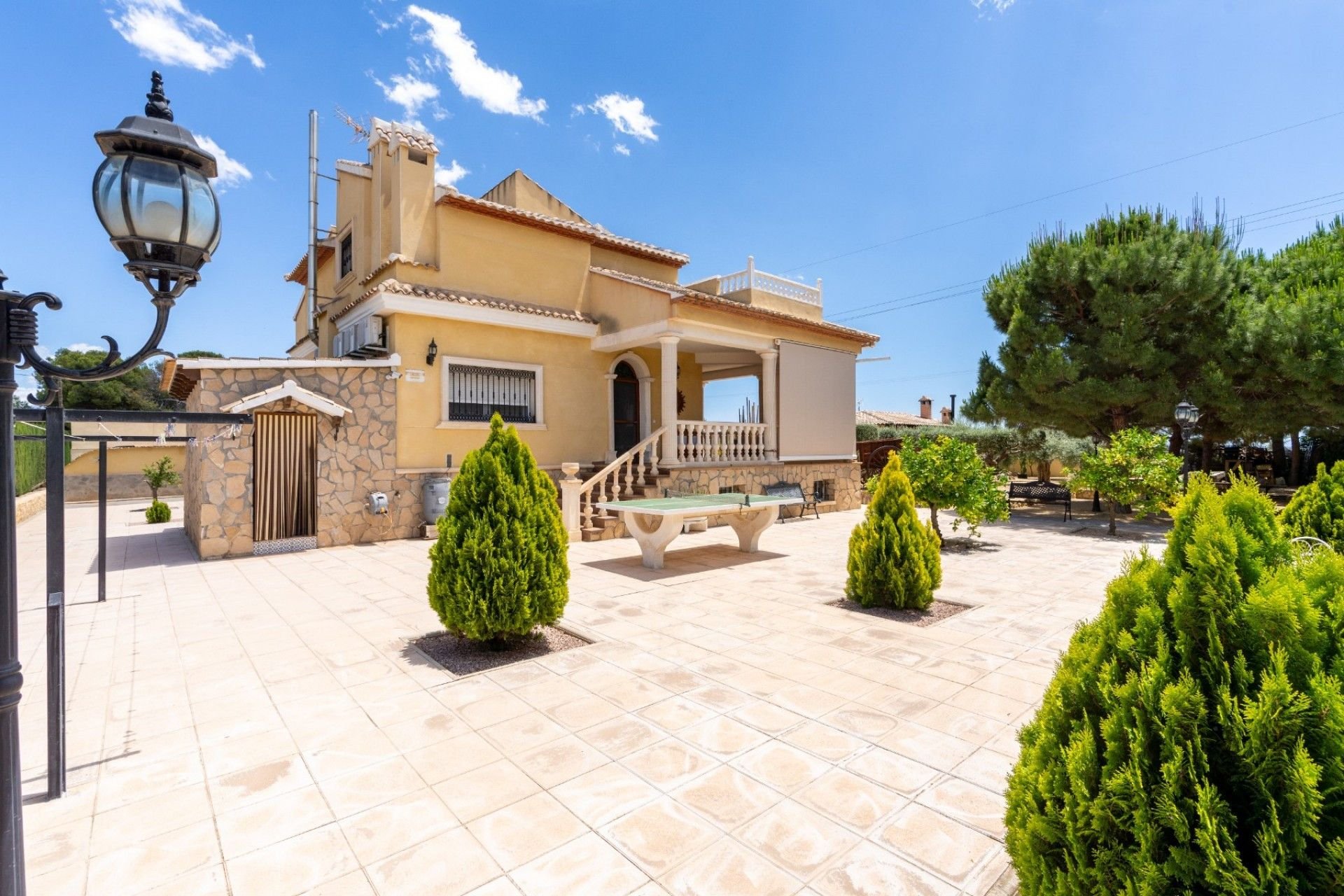 Resale - Villa - San Vicente del Raspeig