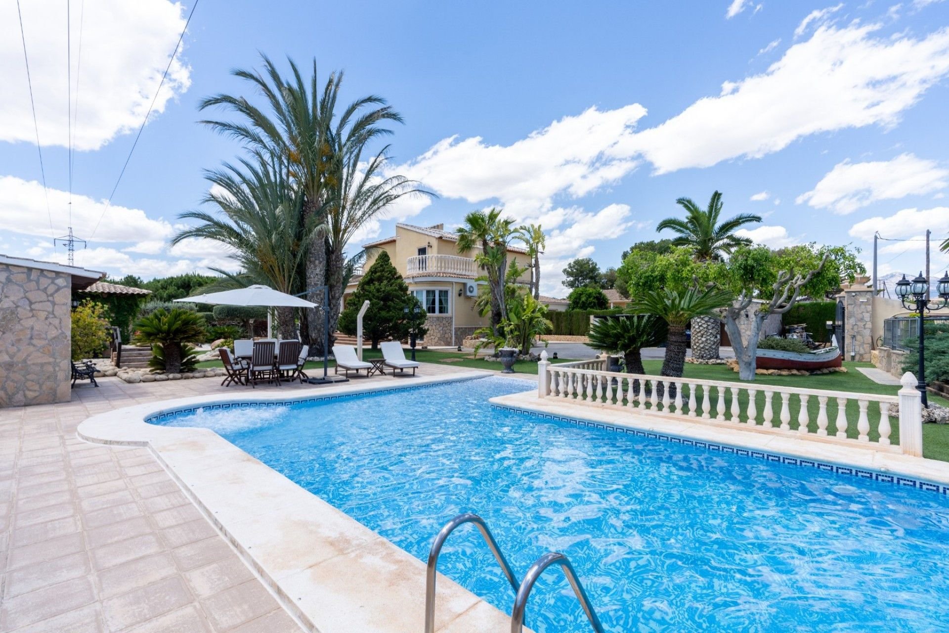 Resale - Villa - San Vicente del Raspeig