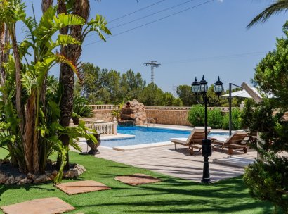 Villa · Reventa - San Vicente del Raspeig · Alicante · España