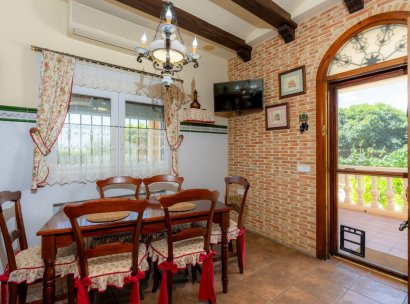 Villa · Reventa - San Vicente del Raspeig · Alicante · España