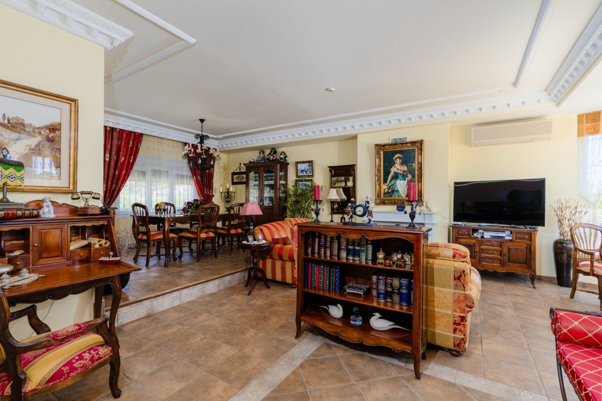 Resale - Villa - San Vicente del Raspeig