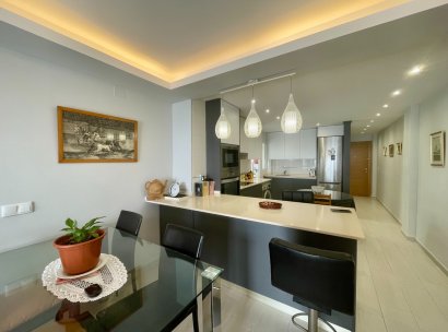 Appartement · Herverkoop - Torrevieja · Playa del Cura · Alicante · Spanje