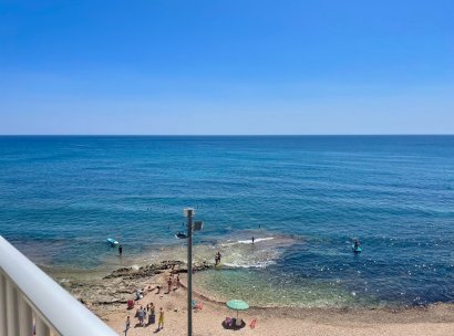 Appartement · Herverkoop - Torrevieja · Playa del Cura · Alicante · Spanje