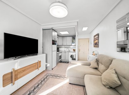 Appartement · Herverkoop - Torrevieja · La Mata · Alicante · Spanje