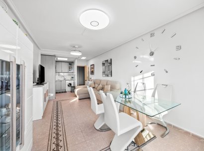Appartement · Herverkoop - Torrevieja · La Mata · Alicante · Spanje