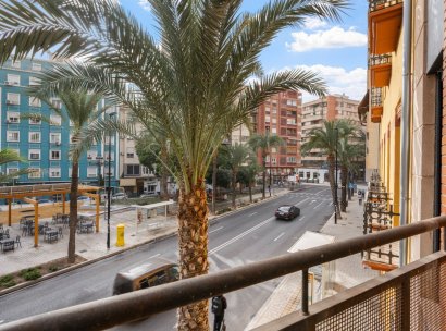 Appartement · Herverkoop - Alicante · Center · Spanje