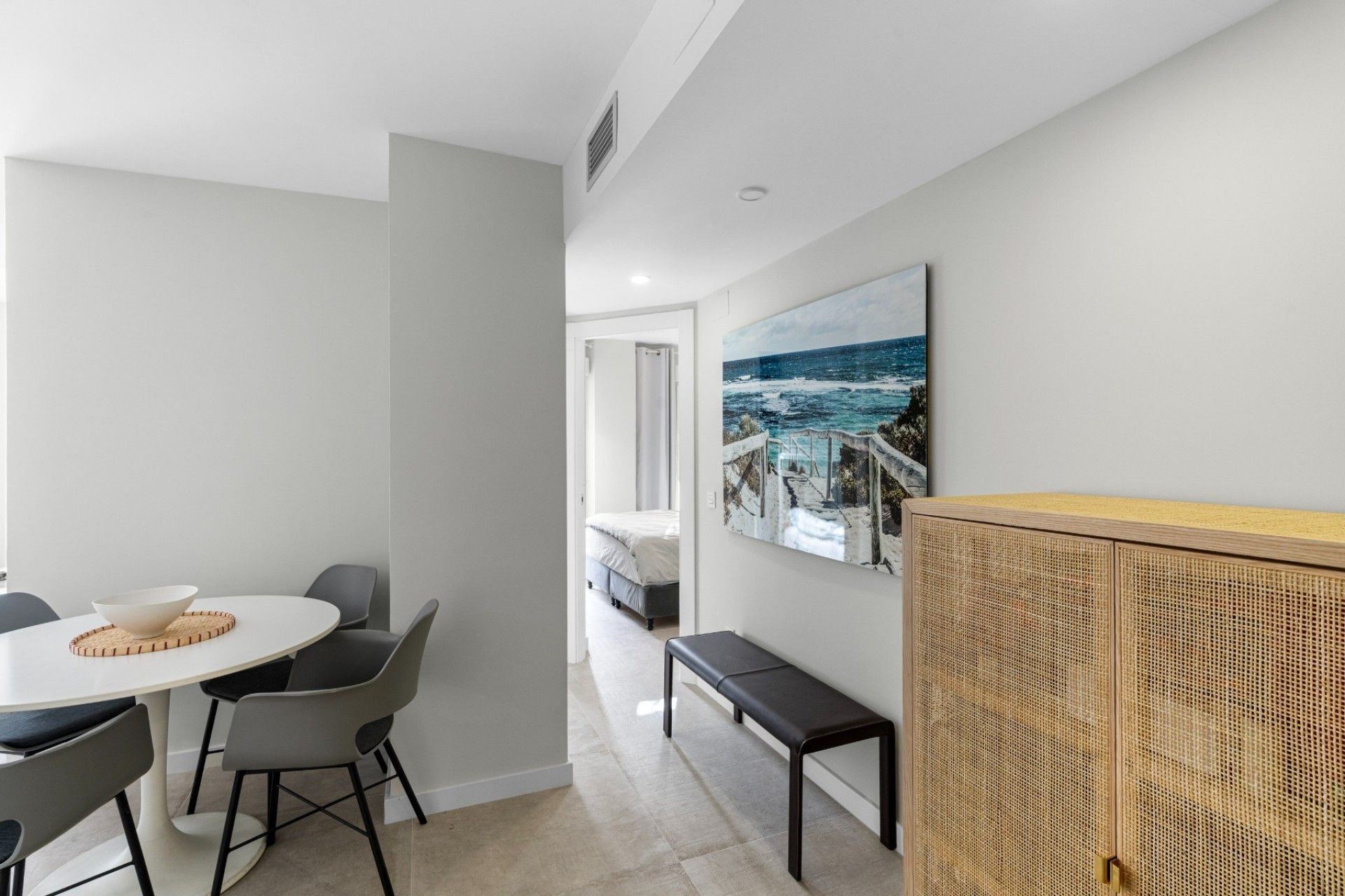 Resale - Apartment - Alicante - Costa Blanca South