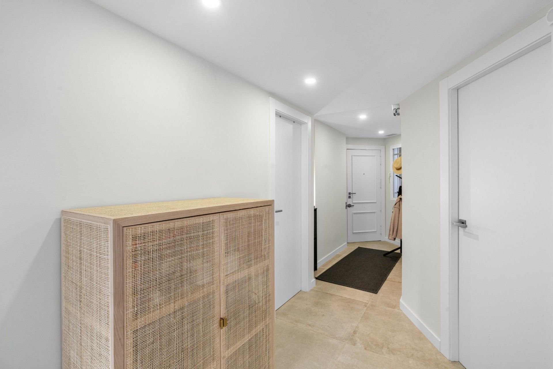 Resale - Apartment - Alicante - Costa Blanca South