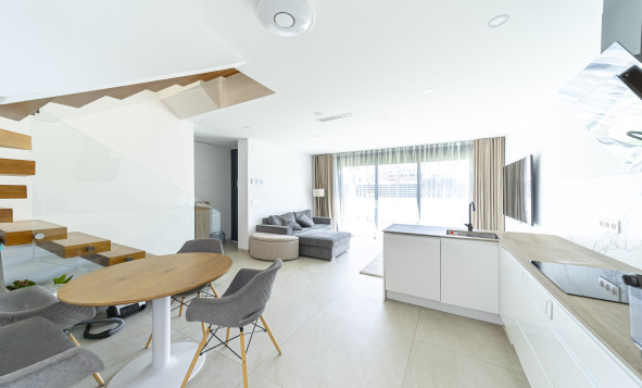 Herverkoop - 3. Halfvrijstaand huis - Benijofar - Costa Blanca Zuid