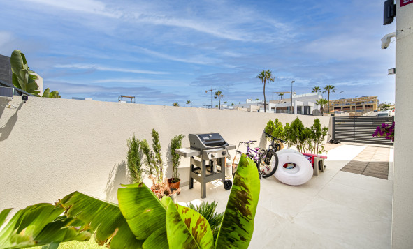 Herverkoop - 3. Halfvrijstaand huis - Benijofar - Costa Blanca Zuid